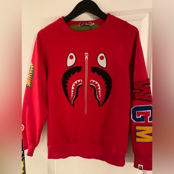 Bape Shark Red & Camo Crewneck | M - Picture 1 of 6